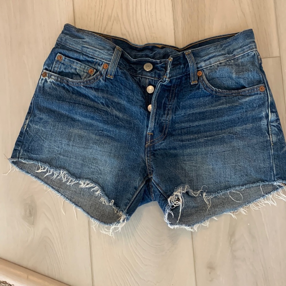 Levi shorts